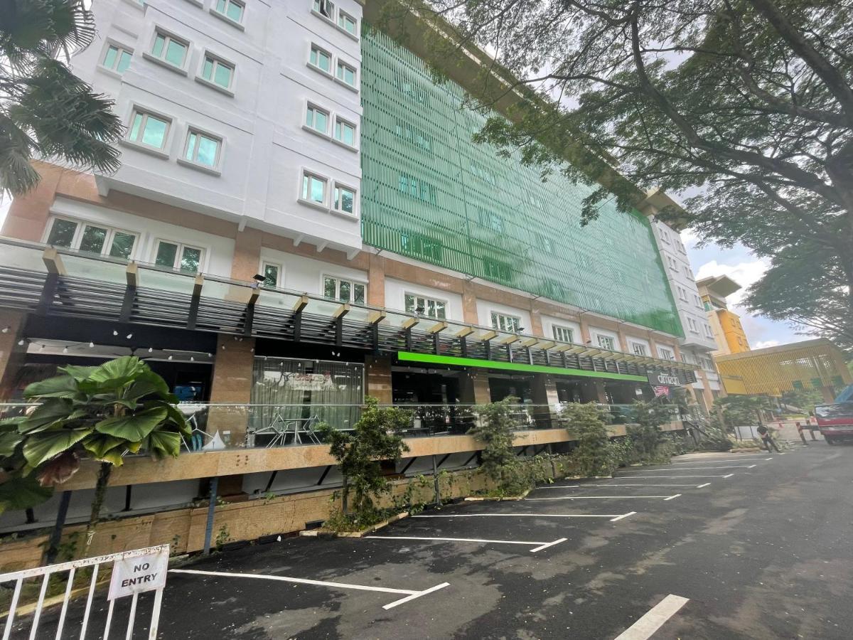 The Avenue M Hotel Johor Bahru Eksteriør billede