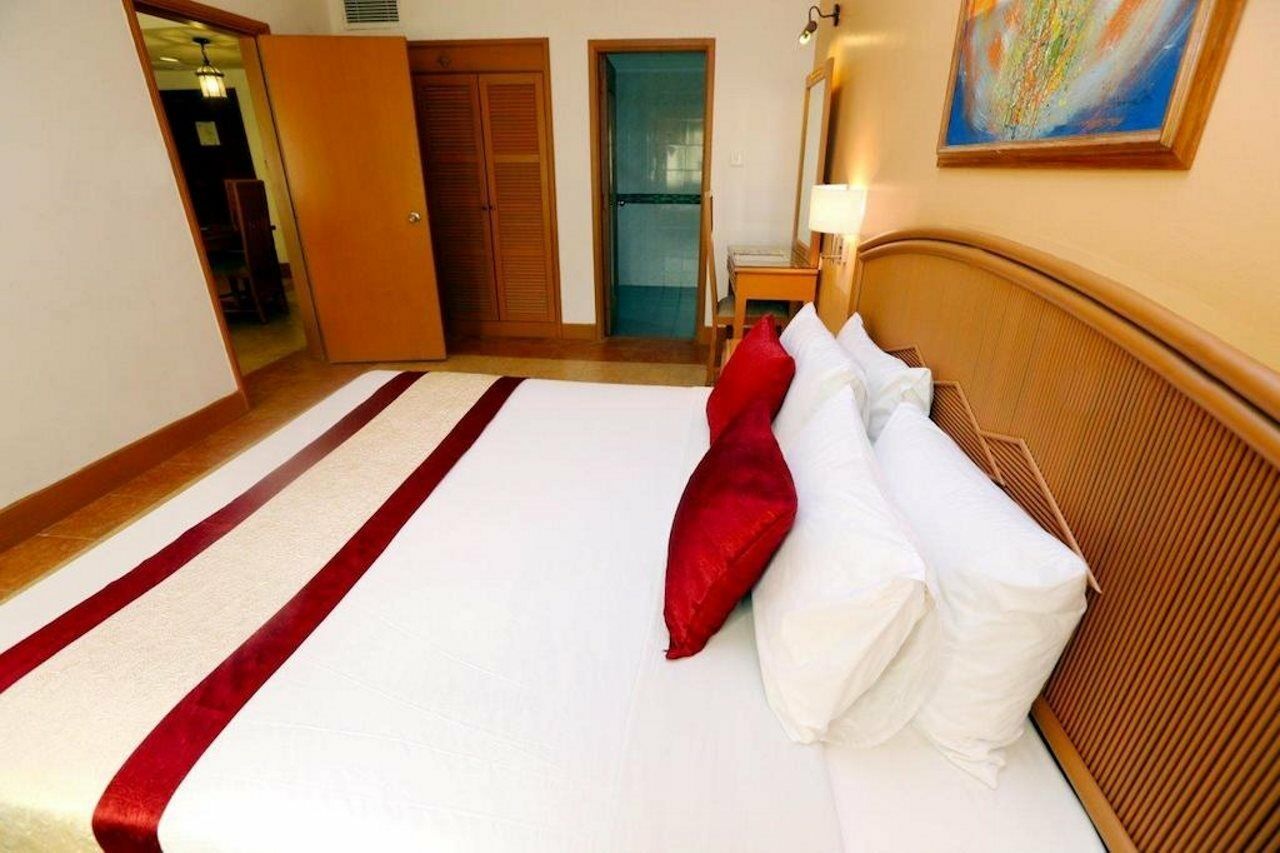 The Avenue M Hotel Johor Bahru Eksteriør billede