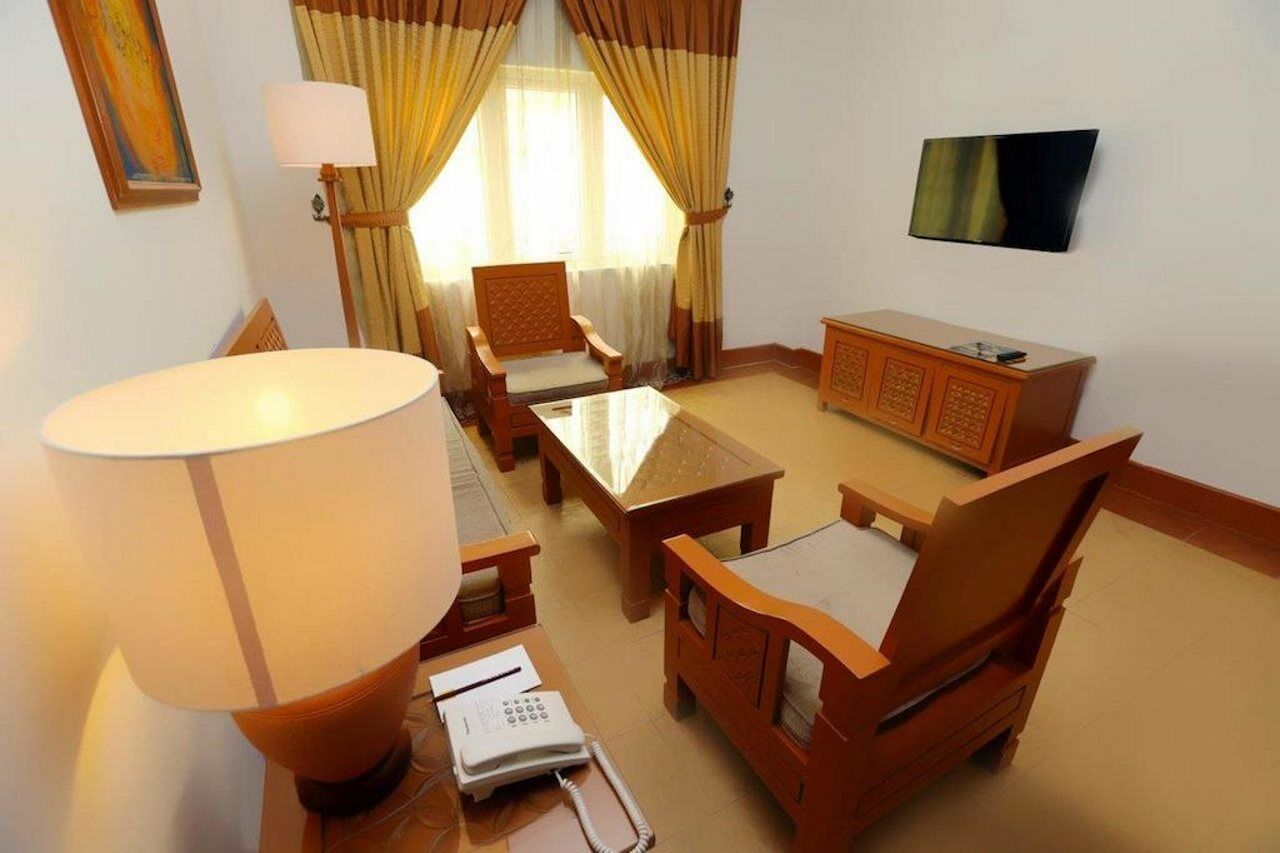 The Avenue M Hotel Johor Bahru Eksteriør billede